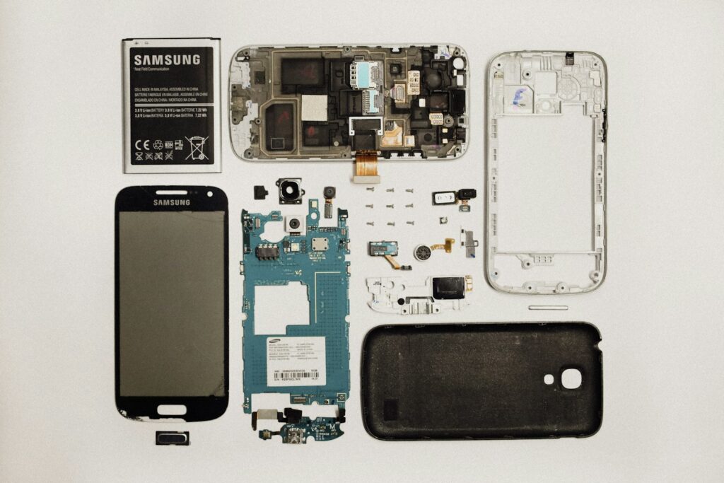 Mobile Hardware Parts List